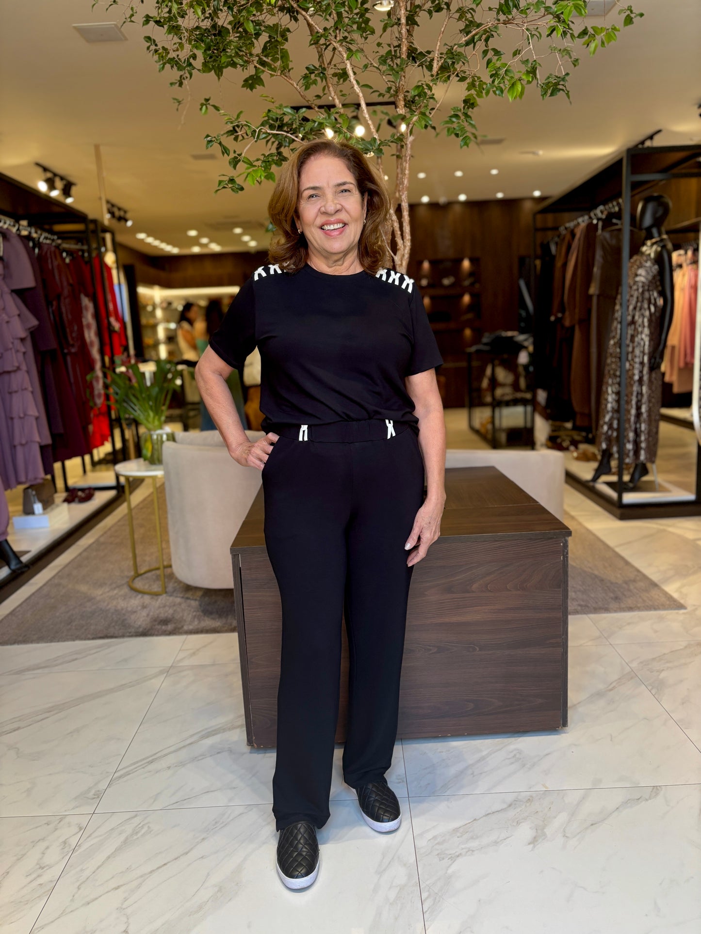 CONJUNTO CALÇA E BLUSA - PRETO