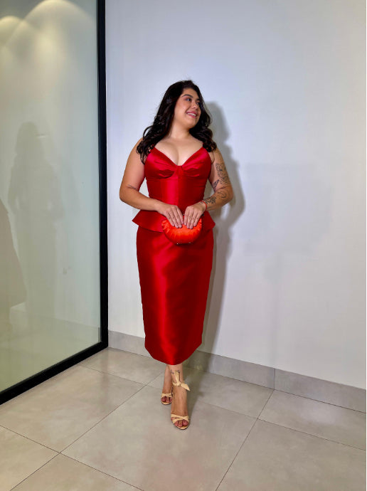 Vestido midi vermelho