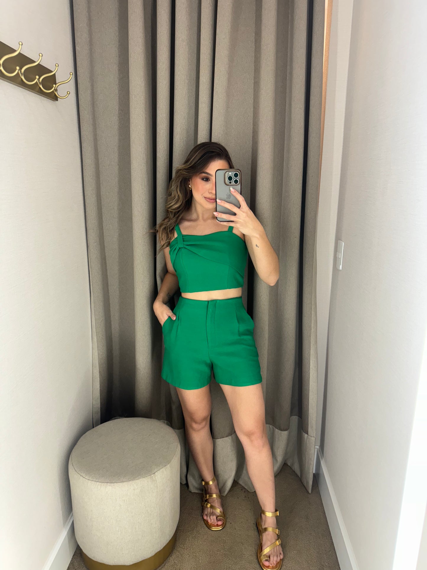 SHORTS VERDE